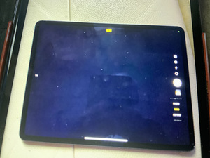 Продается iPad 12,9. (3 фото из 3)