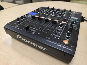 Pioneer DJM-900 nexus (1 foto / 2)
