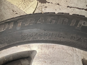 Шины GOODYEAR 215/55R16 с дисками Mercedese (4 фото из 4)