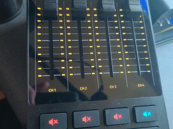 Razer audio mixer