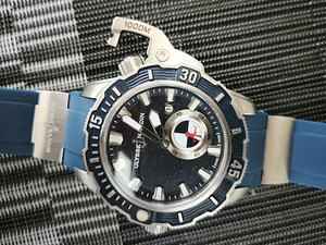 ULLYSE NARDIN D=46MM (3 фото из 10)
