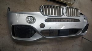 BMW X5 (F15) 10.2013- (3 foto / 7)