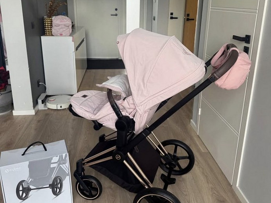 Cybex Priam V4 Rose Gold / Peach Pink