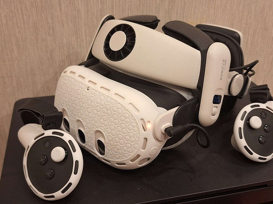 Meta quest 512gb + Bobovr S3 Pro + силиконовая защита