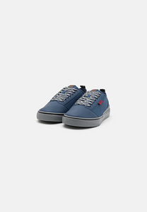 Новая мужская обувь Hugo Boss (1 фото из 6)