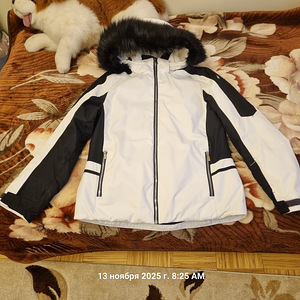 Зимняя куртка Nevica. Размер Xl (1 фото из 7)