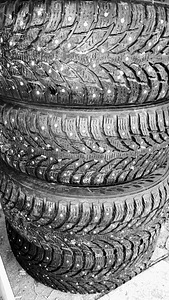Nokian Hakkapeliitta 9 SUV 235/55 R19 naastrehvid HEASKORRAS (1 foto / 1)