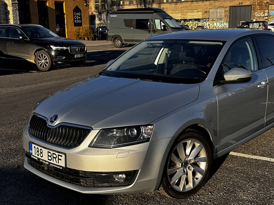 Skoda Octavia 2016 1.4 TSI 110 кВт механическая