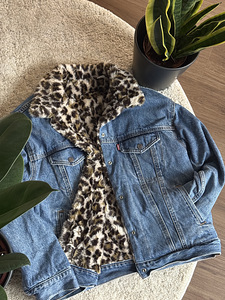 Levi's jakk (1 foto / 5)