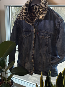 Levi's jakk (4 foto / 5)