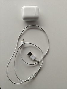 Kasutatud IPod's (2 gen) kõrvaklapid (1 foto / 2)