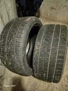 Продажа 2 зимних шин (1 фото из 3)