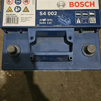 BOSH 12V 52Ah