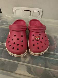 Crocs (1 foto / 4)