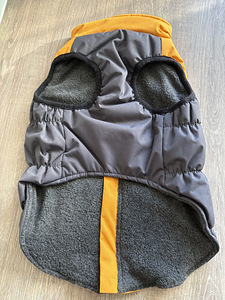 Жилет для собачки (3 фото из 3)
