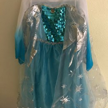 Karnavalikostüüm Frozen tüdrukule vanuses 4-6 aastat