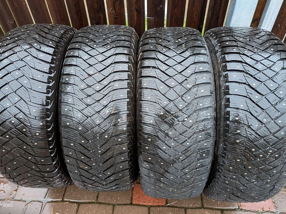 Шипованные шины Goodyear 265/60/18