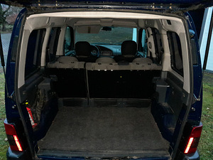 Peugeot Partner (4 фото из 6)