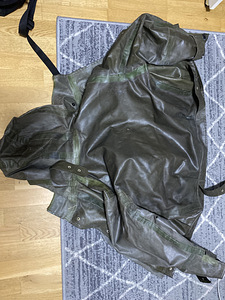 Противогаз (1 фото из 1)