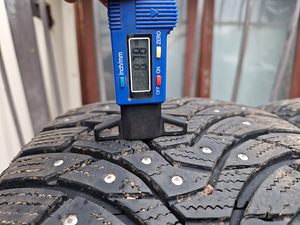 R19 naastrehvid 245/40/19 - 8mm - 100% naelad - DOT24 (2 foto / 4)