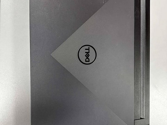 Dell G15 5520