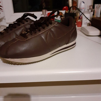 NIKE CORTEZ