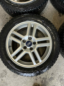 5x114,3 Ford valuveljed naastrehvidega (5 foto / 6)