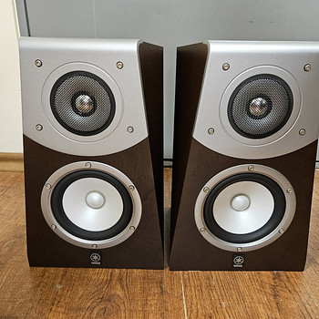 Yamaha Soavo 900M 2-Way Loudspeaker System