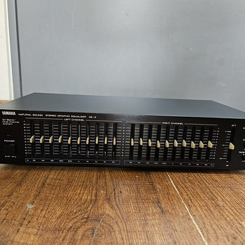Yamaha GE-3 стерео графический эквалайзер
