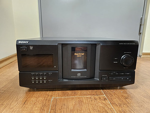 Sony CDP-CX230 Multi-disc 200 CD player (1 foto / 3)