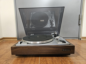 Monarch T800A 2-Speed Belt-Drive Auto Return Turntable (2 foto / 6)