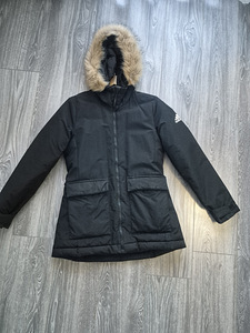 Adidas зимняя парка S (1 фото из 2)