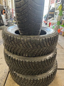 MICHELIN 215/65/17 (1 фото из 4)