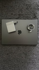 Macbook 16 Pro M1 Pro (1 фото из 2)