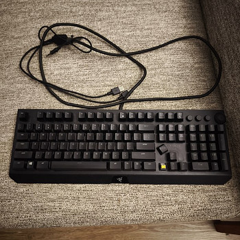 Klaviatuur razer mitte töötav