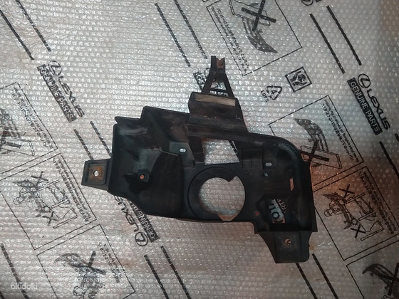 Toyota Land Cruiser 200 81481-60070 81481-60071 81482-60060