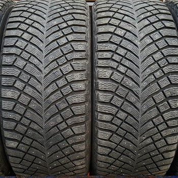 R20 Michelin X-Ice North4 naastrehvid 255/45/20