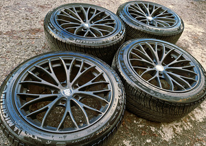 R19 Cayenne Touareg Q7 Panamera 255/45/19 & 285/40/19 5x130 (3 фото из 5)