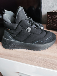 Adidas (1 foto / 3)