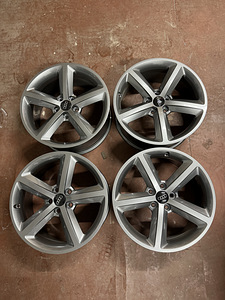 18" Audi originaalveljed 5x112 (5 foto / 8)