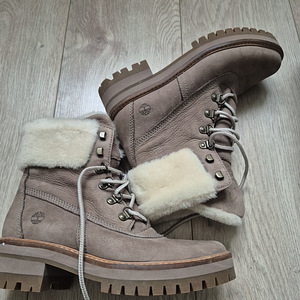 Новые ботинки Timberland (1 фото из 4)