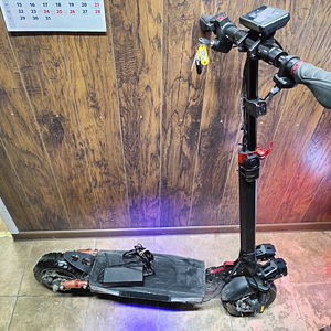 Самокат Iscooter IX4 + Зарядка + Чек (2 фото из 6)