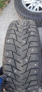 Talverehvid naastudega koos velgedega – 205/65 R15 (1 foto / 3)