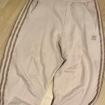 Adidas naiste ilusad spordipüksid
