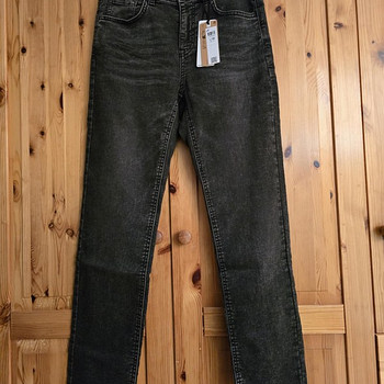 Новые джинсы Lindex р.158