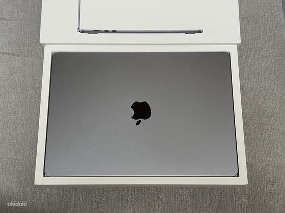 Apple Macbook Air 15 M3 2024 8/256GB SpaceGray SWE uueväärne