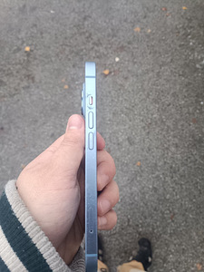 iPhone 14 (8 фото из 9)