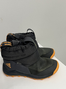 Обувь Adidas 33 (1 фото из 3)