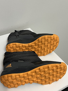 Обувь Adidas 33 (2 фото из 3)