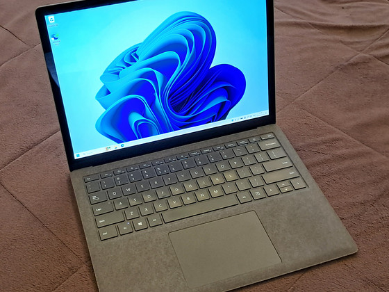 Microsoft Surface Laptop 3 (16 RAM, 256 SSD) + Докстанция